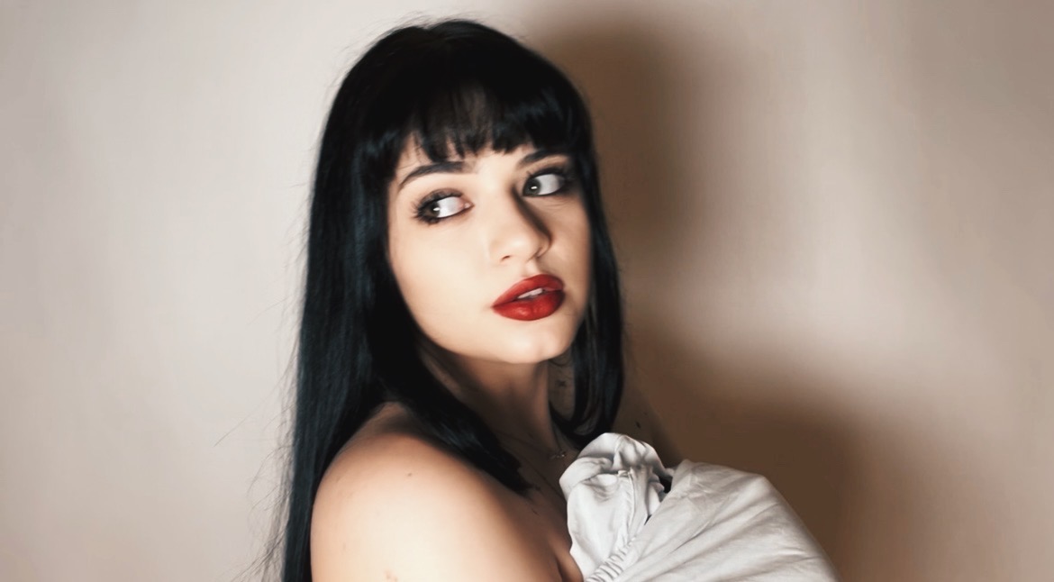 Quand dear diane ouvre les portes de son monde avec « u n i. »