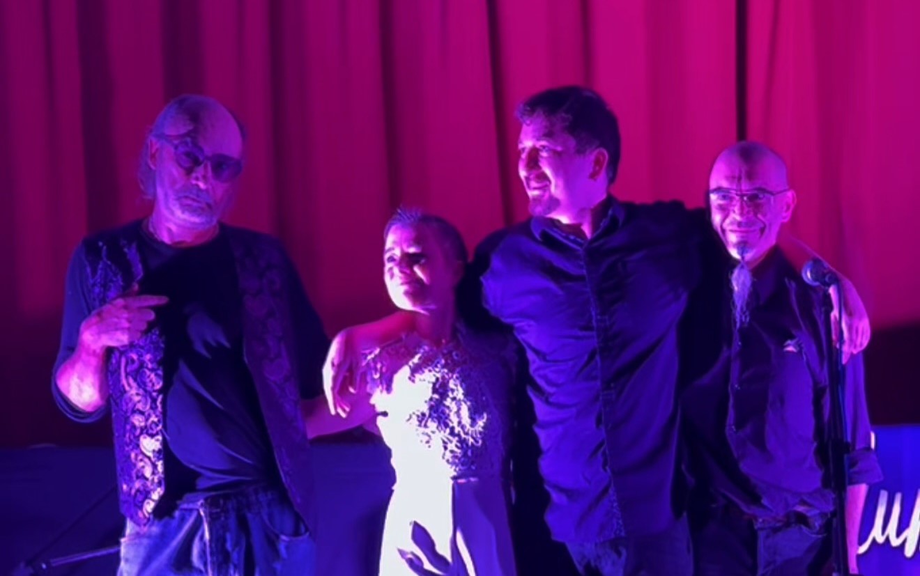 « La faute à qui » : LA PLUME et l&rsquo;art de pointer le doigt